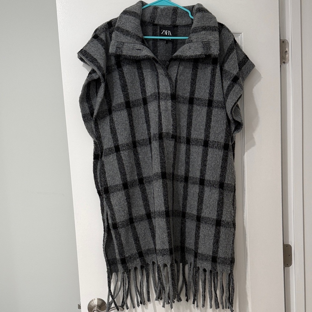 Zara Charcoal and Light Gray Plaid Fringe Poncho